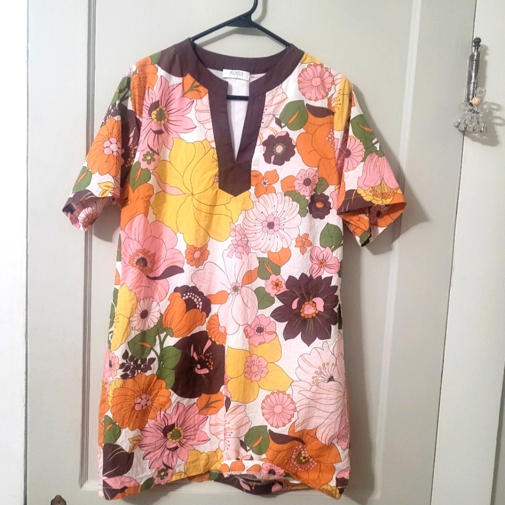 Shift Dress By Avara, SIZE L